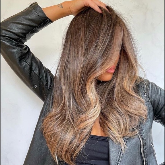 Meet your Posher, •Halo Noir• - Picture 2 of 5